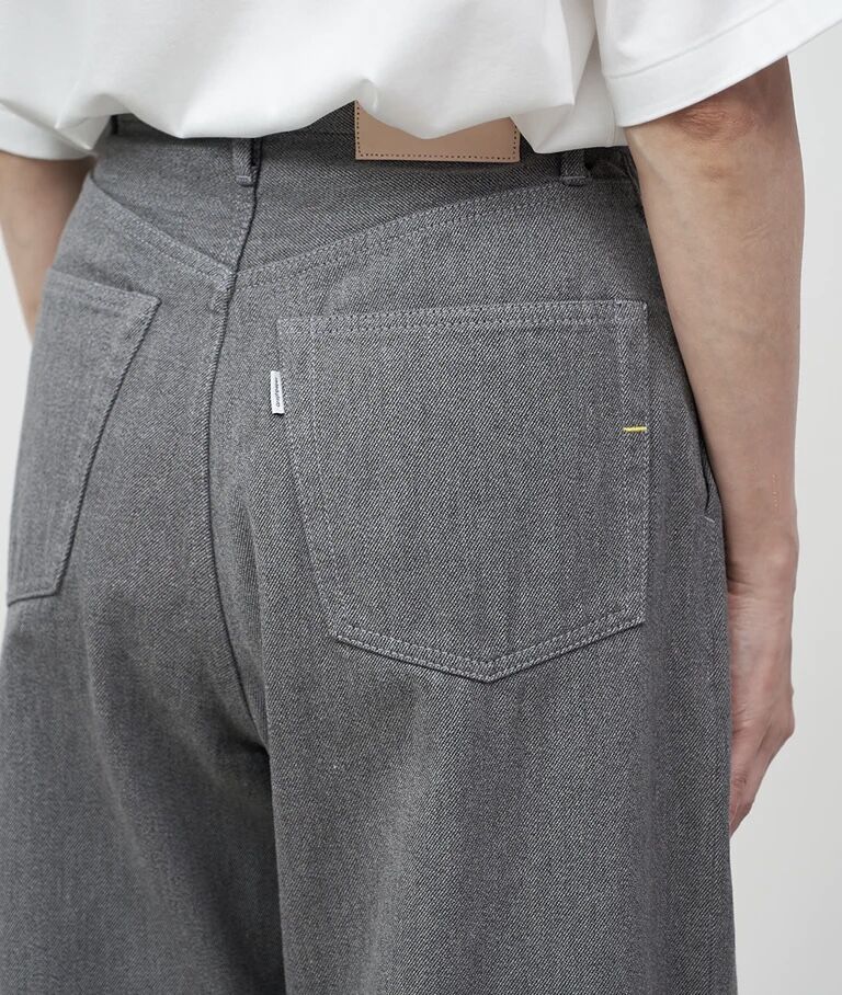 Graphpaper -WOMENS- Colorfast Denim Two Tuck Wi