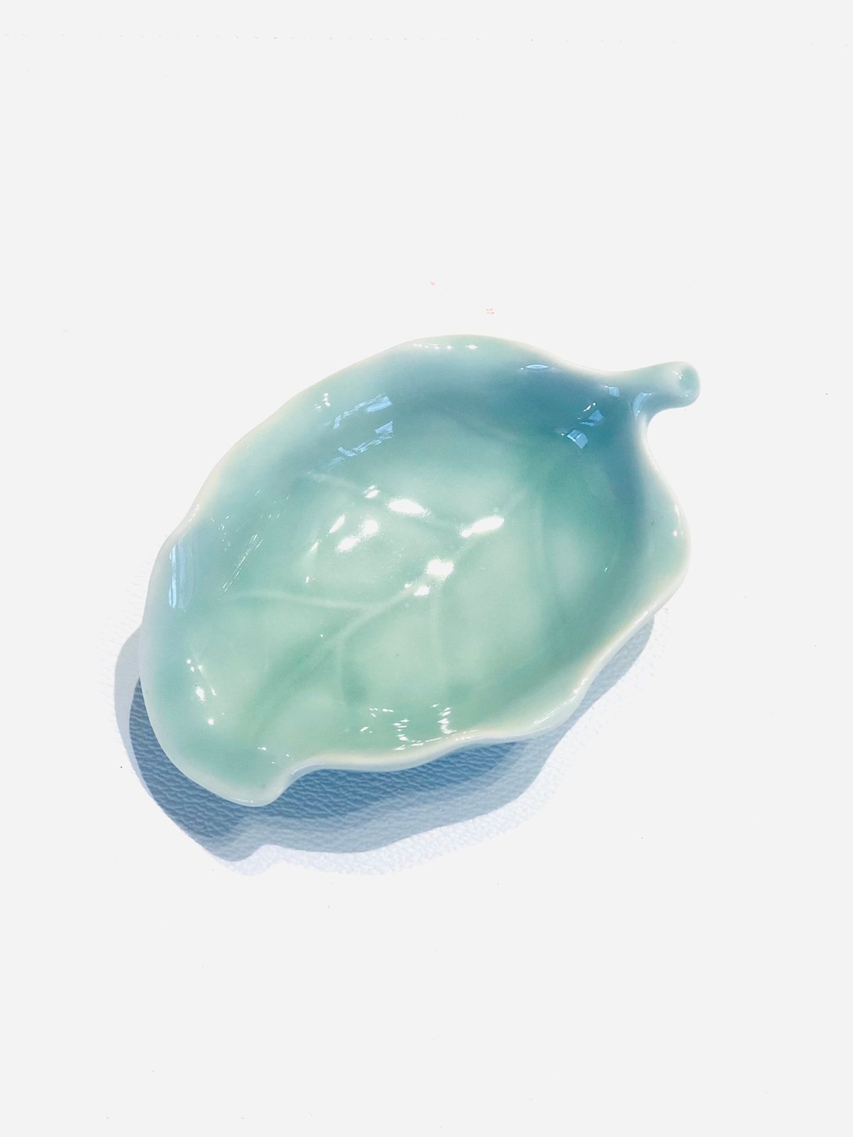 SH006 青磁茶則「蓮花」 | 中国茶専門店GUDDI