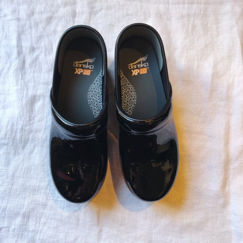 DANSKO ダンスコ XP 2.0 Patent Black エナメル サボ | Havane