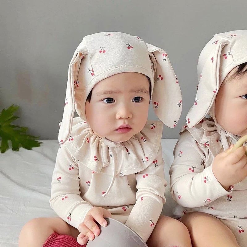 うさ耳ボンネットさくらんぼロンパース(2445) | こどもふく🧸mocokids