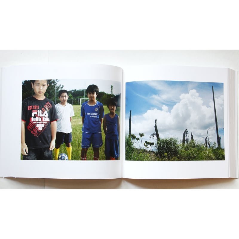 石川竜一『okinawan portraits 2012-2016』（サイン入り） | Fug