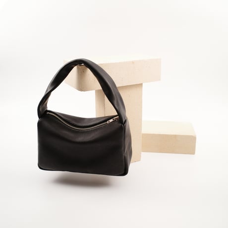 KEESE レザー トートバッグ Mサイズ レディース ブラック 黒