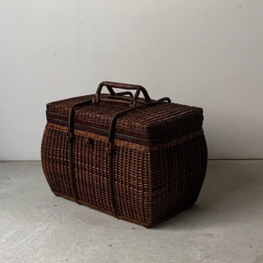 ヴィンテージ ピクニック バスケット 色見最高 黒輝 古い編みかご 籐