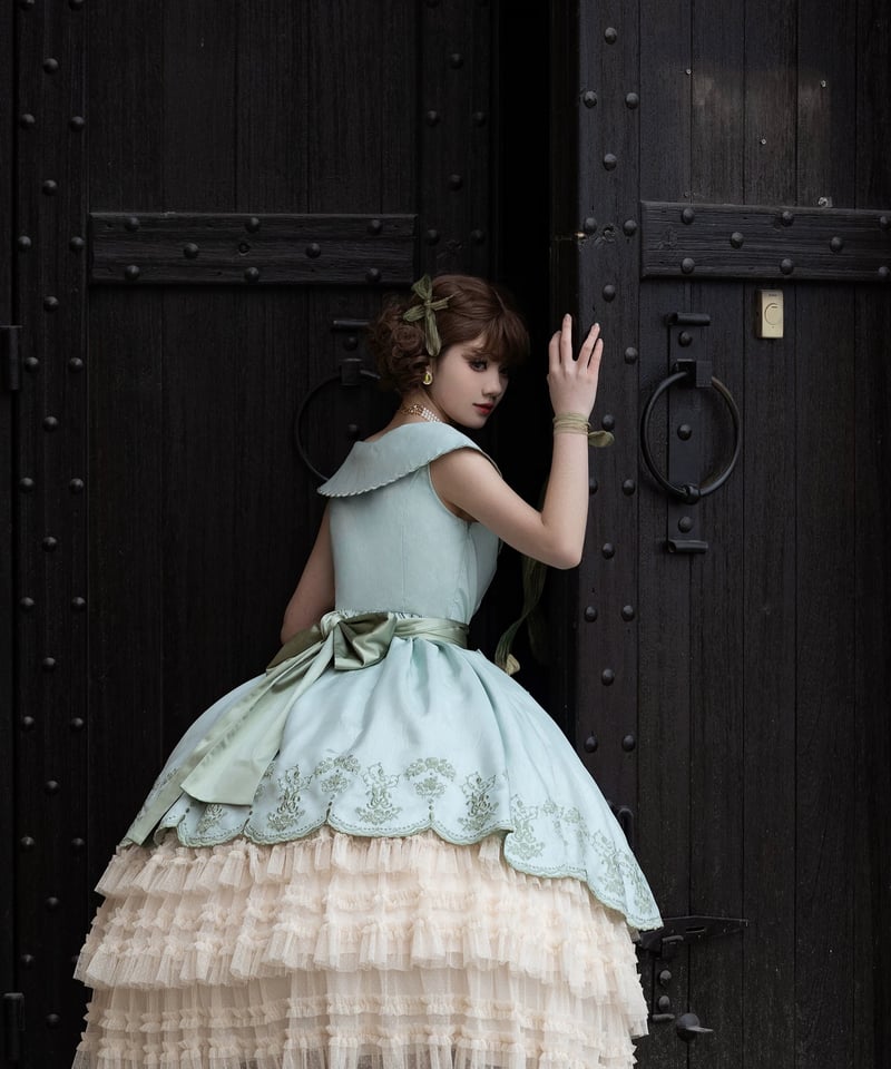 刺繍鈴蘭」刺繍ジャンパースカート 【2/26まで】送料無料！ | GIRLISM