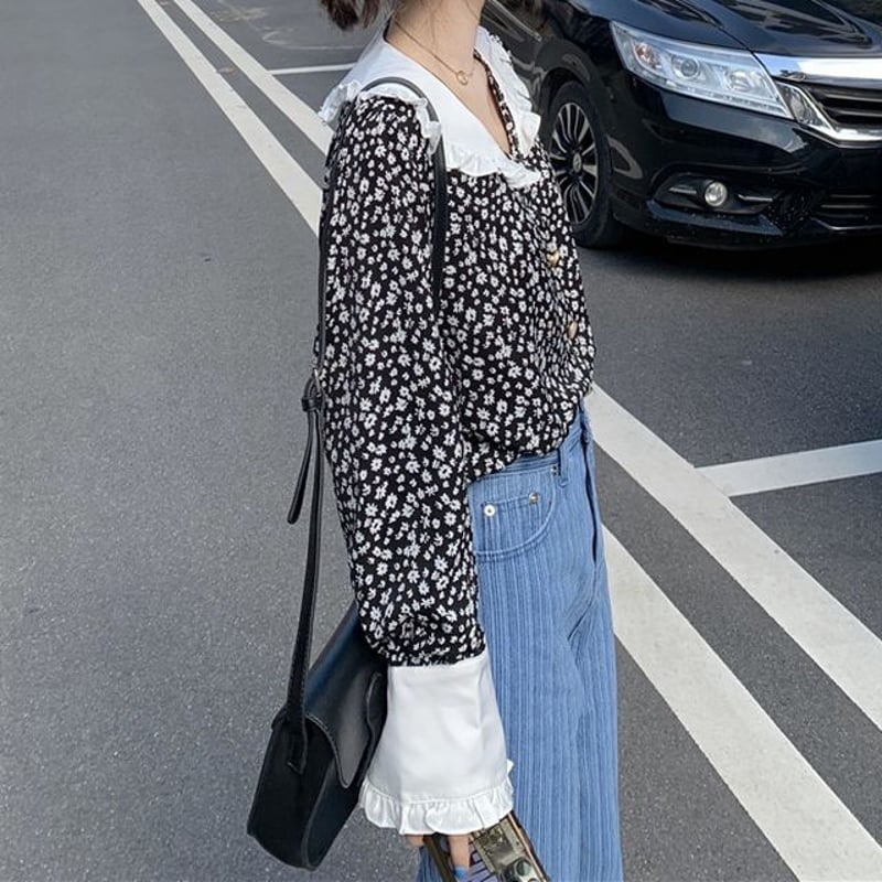 小花柄ブラウス トップス フリル フリル襟 配色 パールボタン 花柄