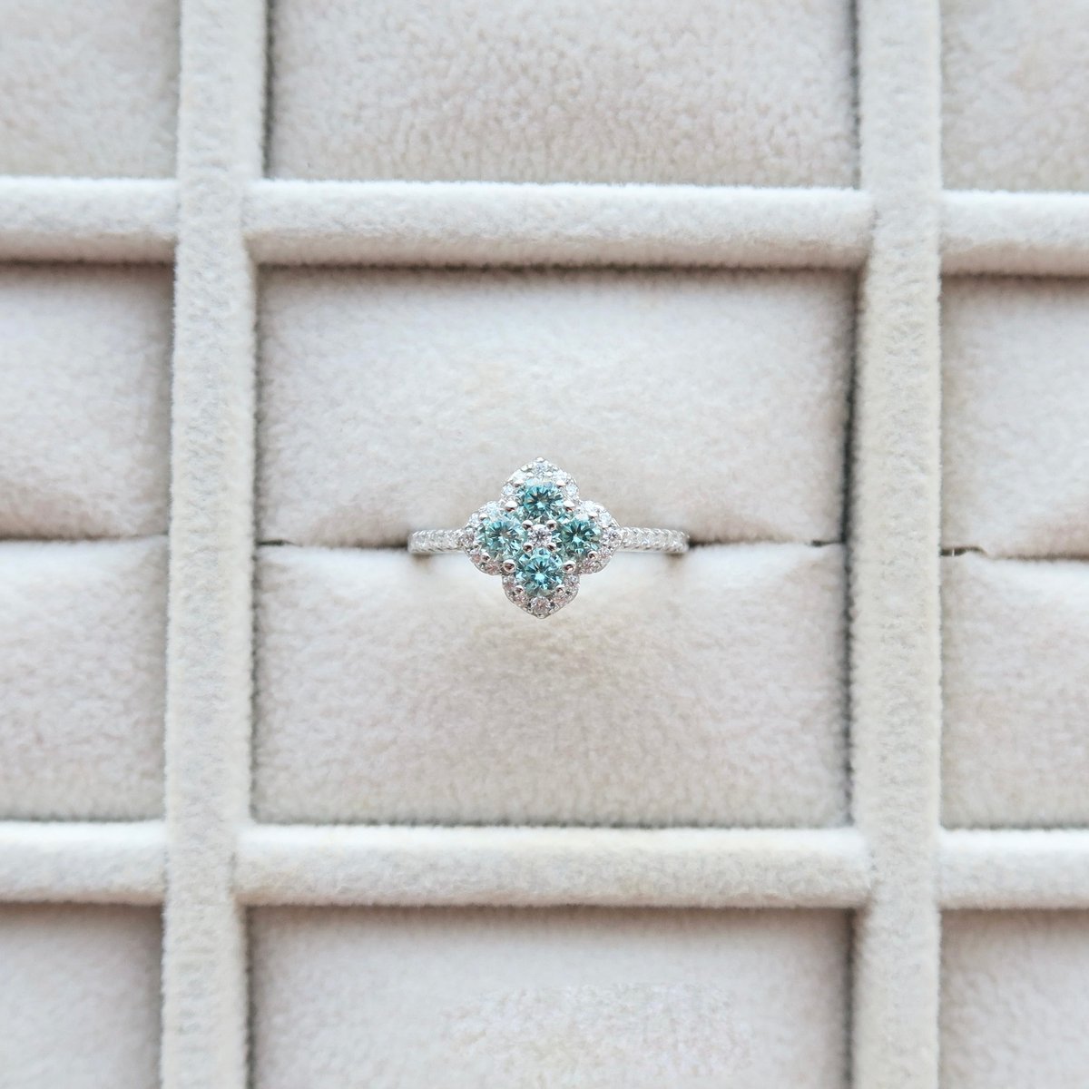 Porte-Bonheur | GRACE PEARL STORE