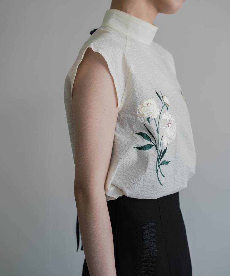 花を着るブラウス#01【芍薬】-ivory- | iCONOLOGY