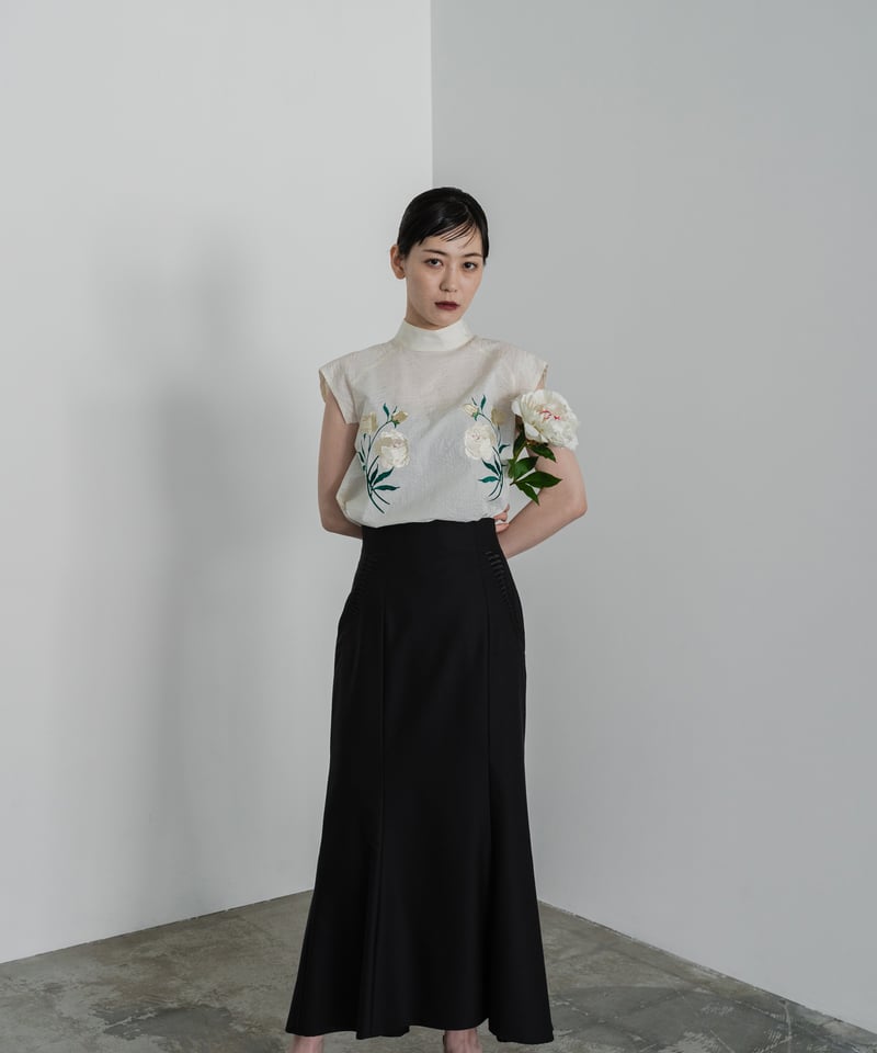 花を着るブラウス#01【芍薬】-ivory- | iCONOLOGY