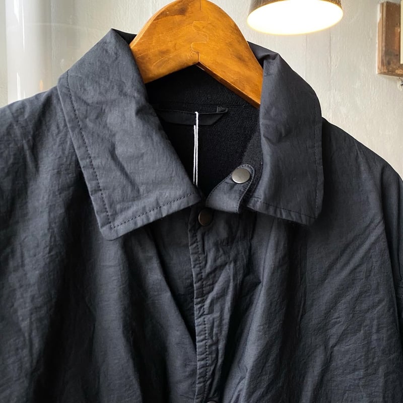 COMOLI コットンナイロン コーチジャケット | Less Higashikawa