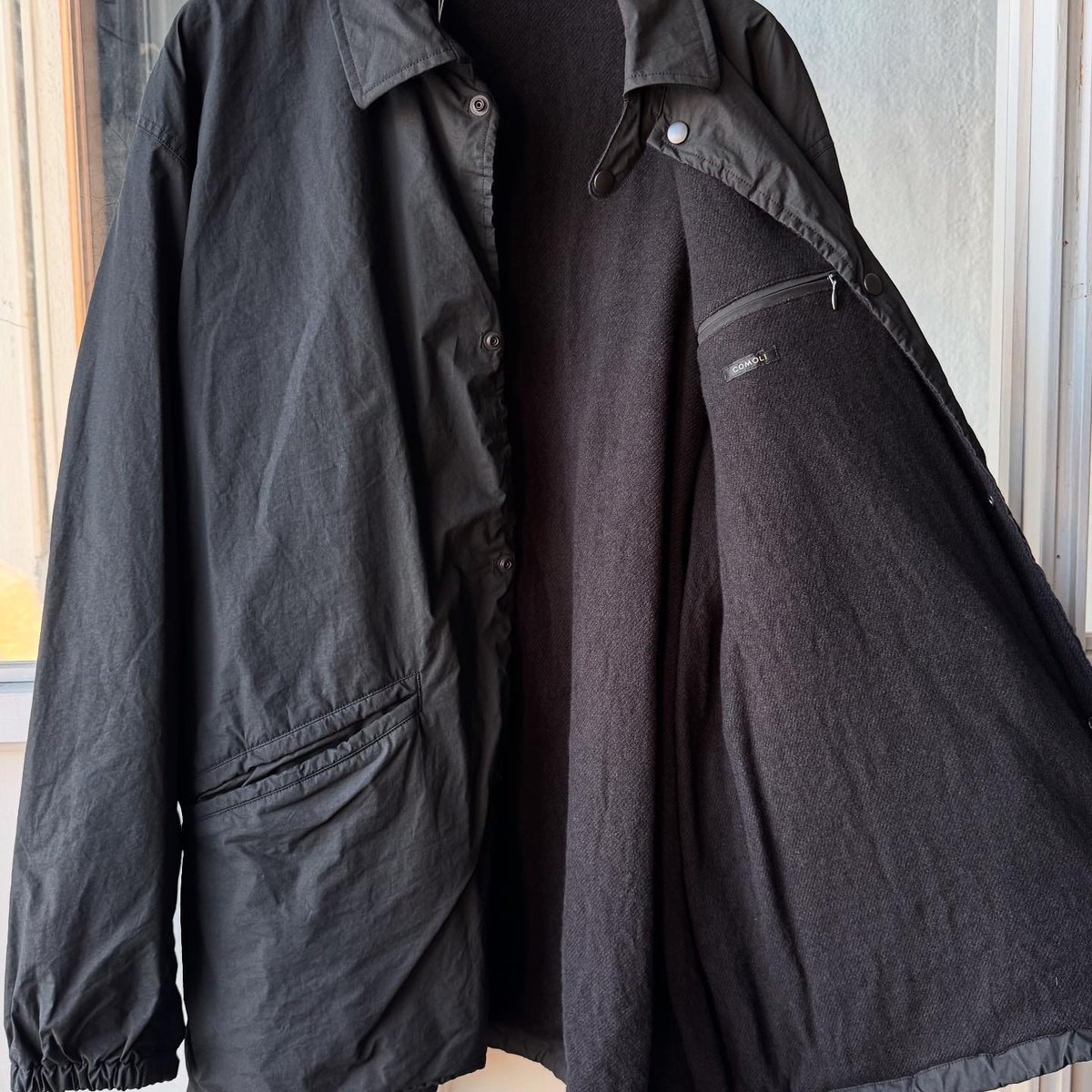 COMOLI コットンナイロン コーチジャケット | Less Higashikawa