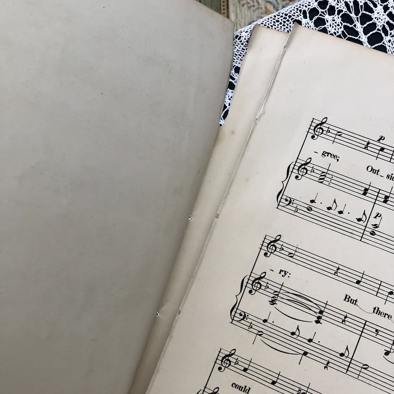 ○r-25/アンティークの大判の楽譜「THE CHILDREN'S HOME SONG」 |