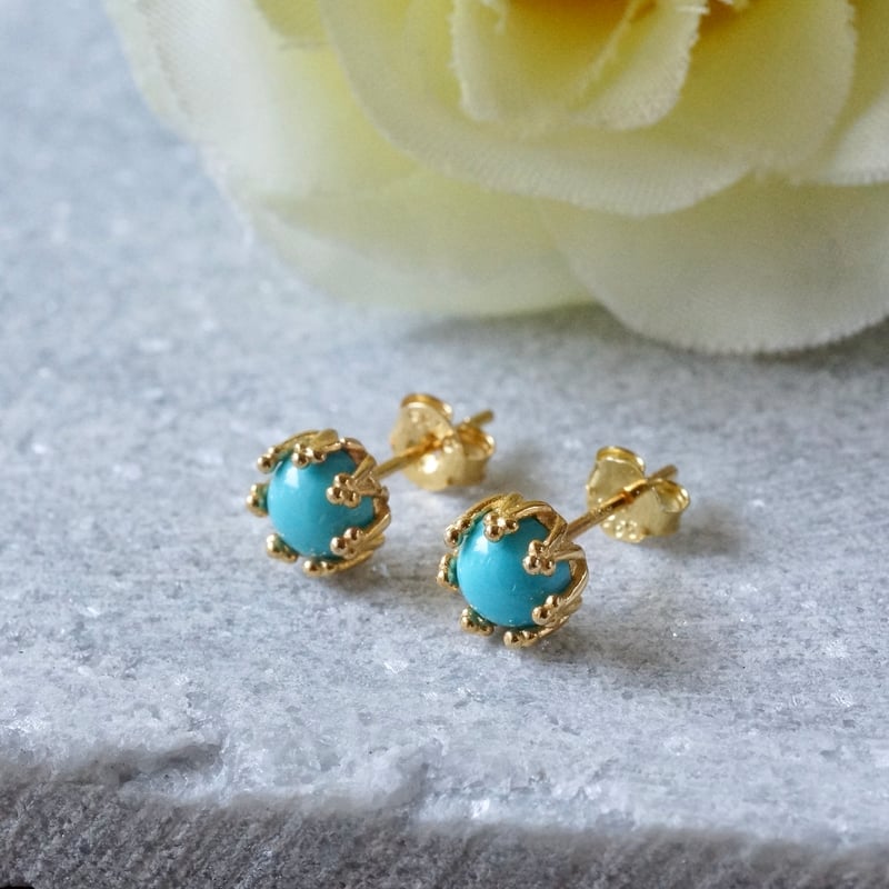 Handmade】アリゾナターコイズ クラウンモチーフ スタッドピアス 18k
