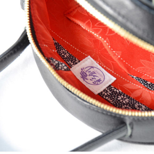 和柄レザーラウンドバッグ 蝶 帯リメイクバッグ 本革 | 和柄レザー