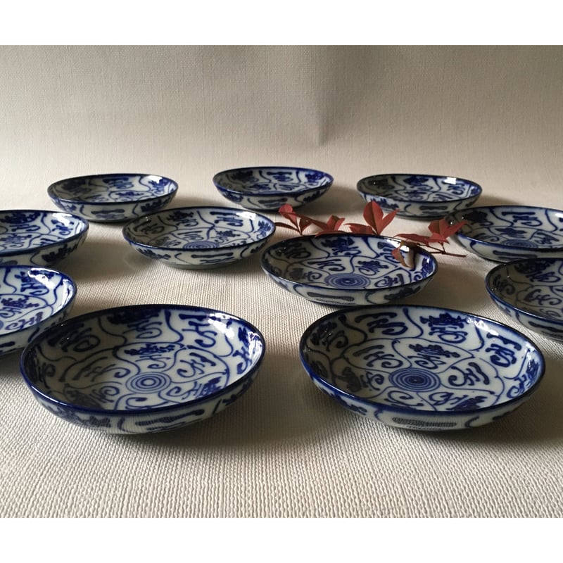 瀬戸染付小皿 渦巻なずな文様 明治時代 | れいゆぅる rayures