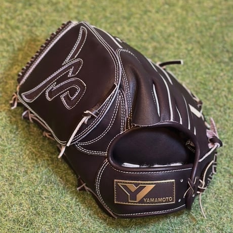 CATEGORY 投手用グラブ | 山本グラブスタジオ