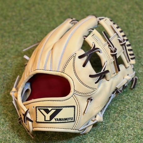 山本グラブスタジオ