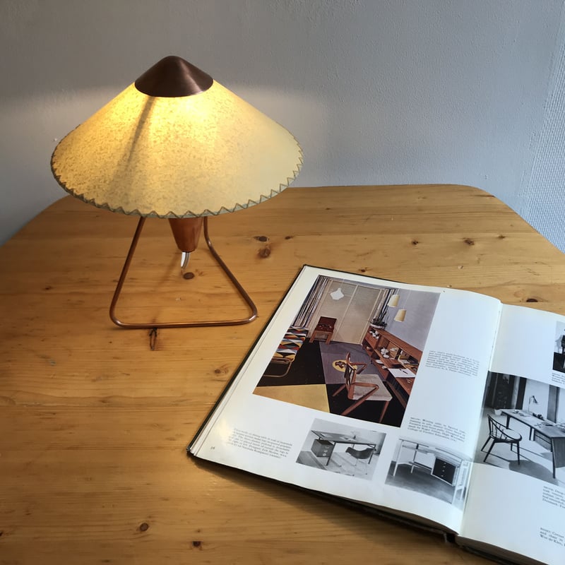 N-30 “Chinese Woman” Table Lamp / Helena Franto