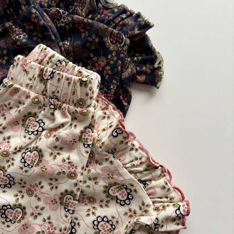 Misha & Puff Ruffle Pedal Pusher - Sugar Calico