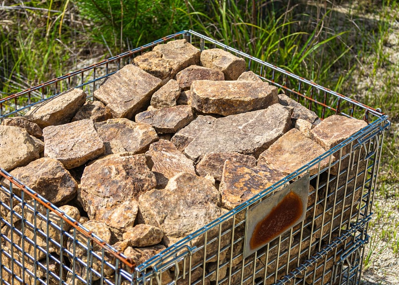 レッドストーン200-300mm サビ石 錆石 10kg | マウンテン マテリアルズ