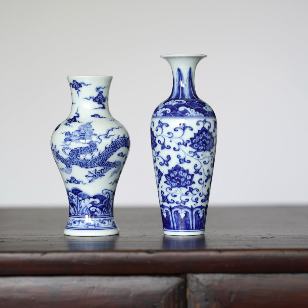 青花纏枝蓮紋花瓶 PF174 | Looking For 物色