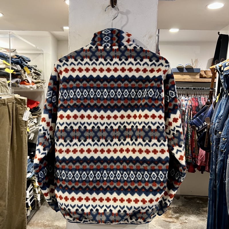 patagonia シンチラスナップT パタゴニア フリースジャケット 総柄