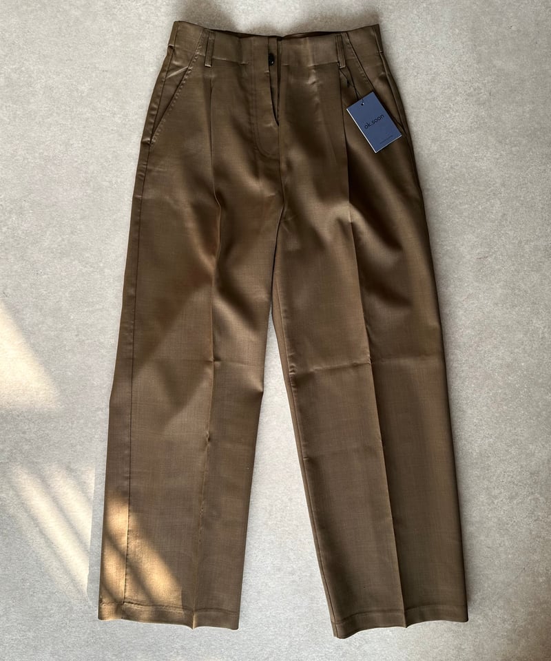 1tuck casual slacks khaki | ok.soon