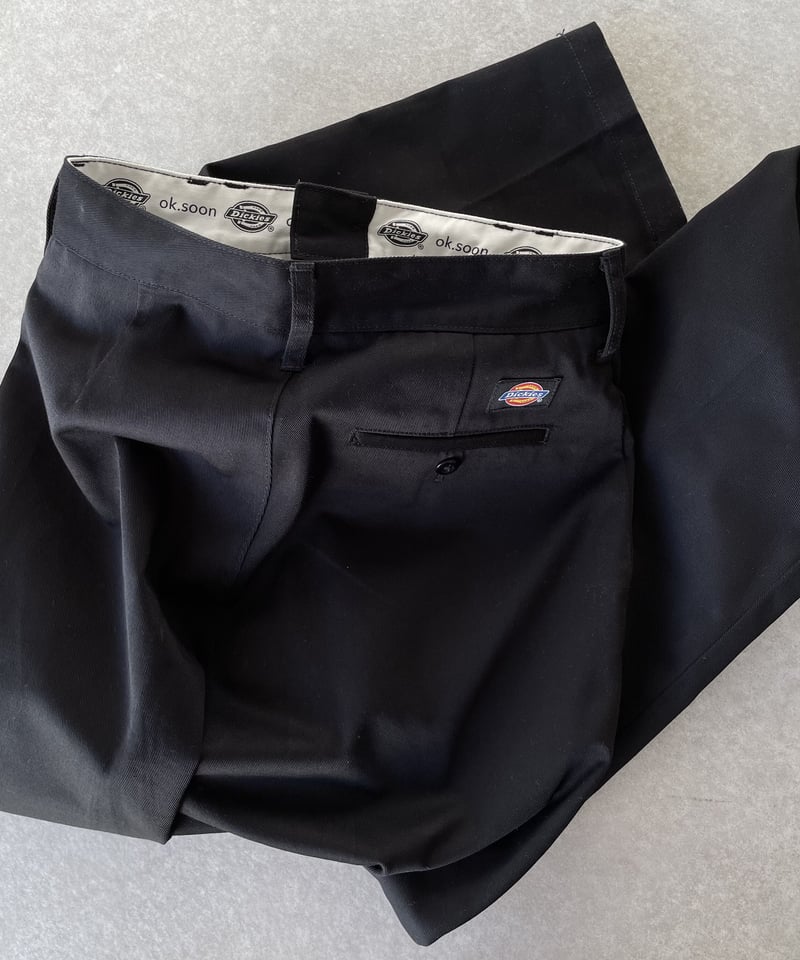 ok.soon×dickies 2tuck tapered chino pants (blac