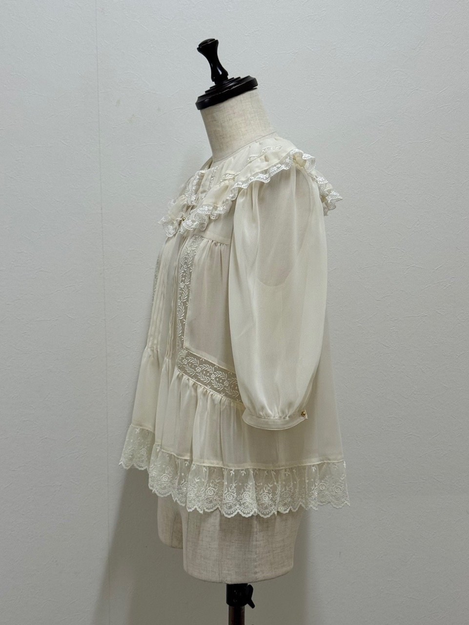 yukiemon】アリス6分袖ブラウス（M・3L） | EGAMI OFFICIAL WEB