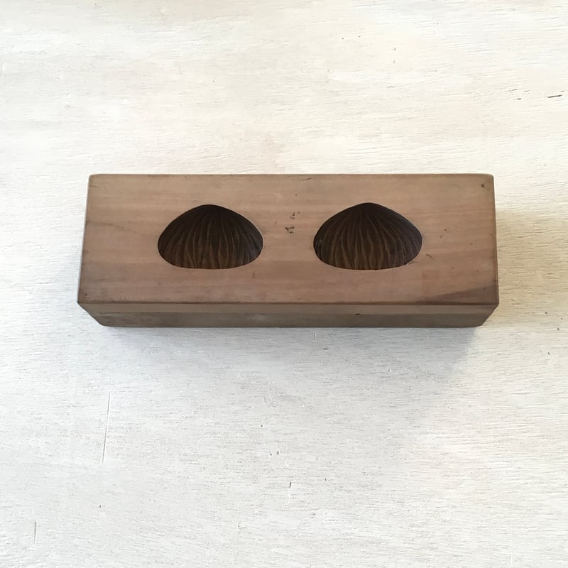 和菓子木型 栗 (古物) | ミスアレント/BOOK SHOP STORE