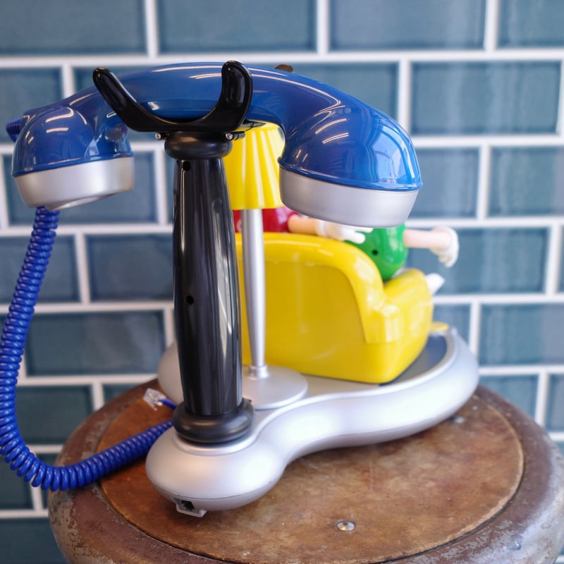 新品未使用 M&M'S エムアンドエムズ 電話機 ライトアップ アメリカ USA