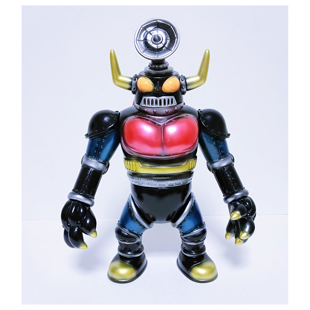 パラボラエース ソフビ（ターゲットアース） | MARMIT