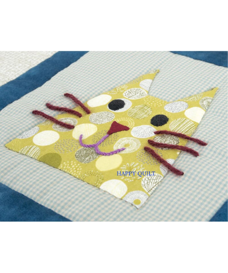 444.【キット】ネコとハートのタペストリー | 「ハッピーキルト」