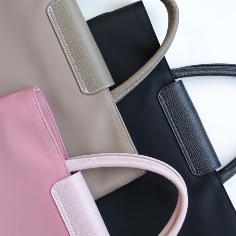 𝑟𝑖𝑐ℎ𝑒𝑠𝑠𝑒トートM】 グレージュ×ゴールド金具 | CHARME