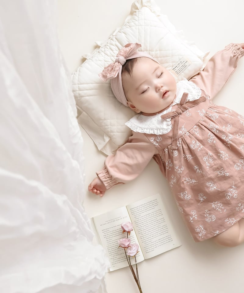 momof おめかし花柄ロンパース 622-576218 | TAKARAYA ONLINE