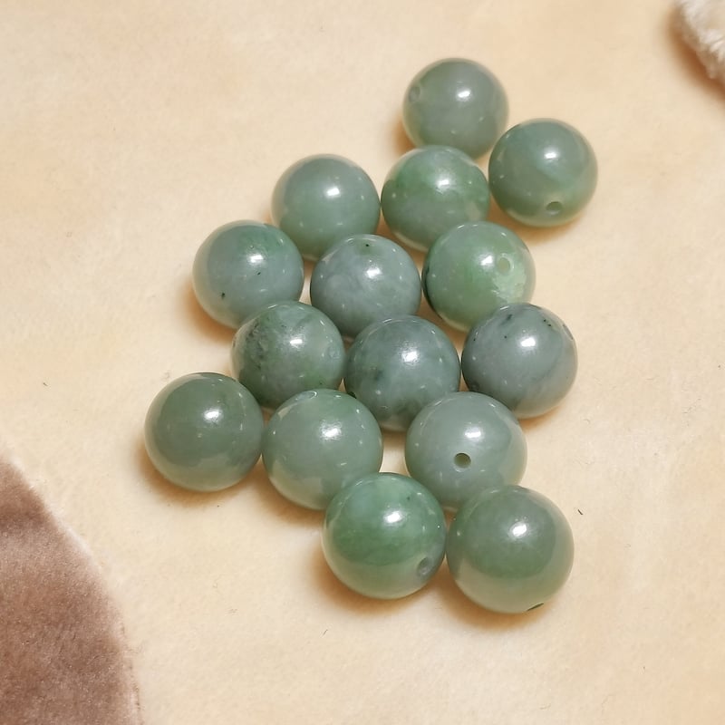 最高品質】糸魚川翡翠粒売り10mm /成功、繁栄、霊性 | -縁 enishi-