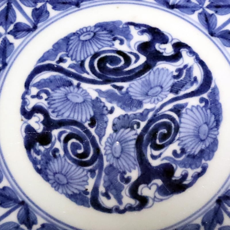 古伊万里 染付四弁花文皿 一客 | LYAN ARTS' Collection online