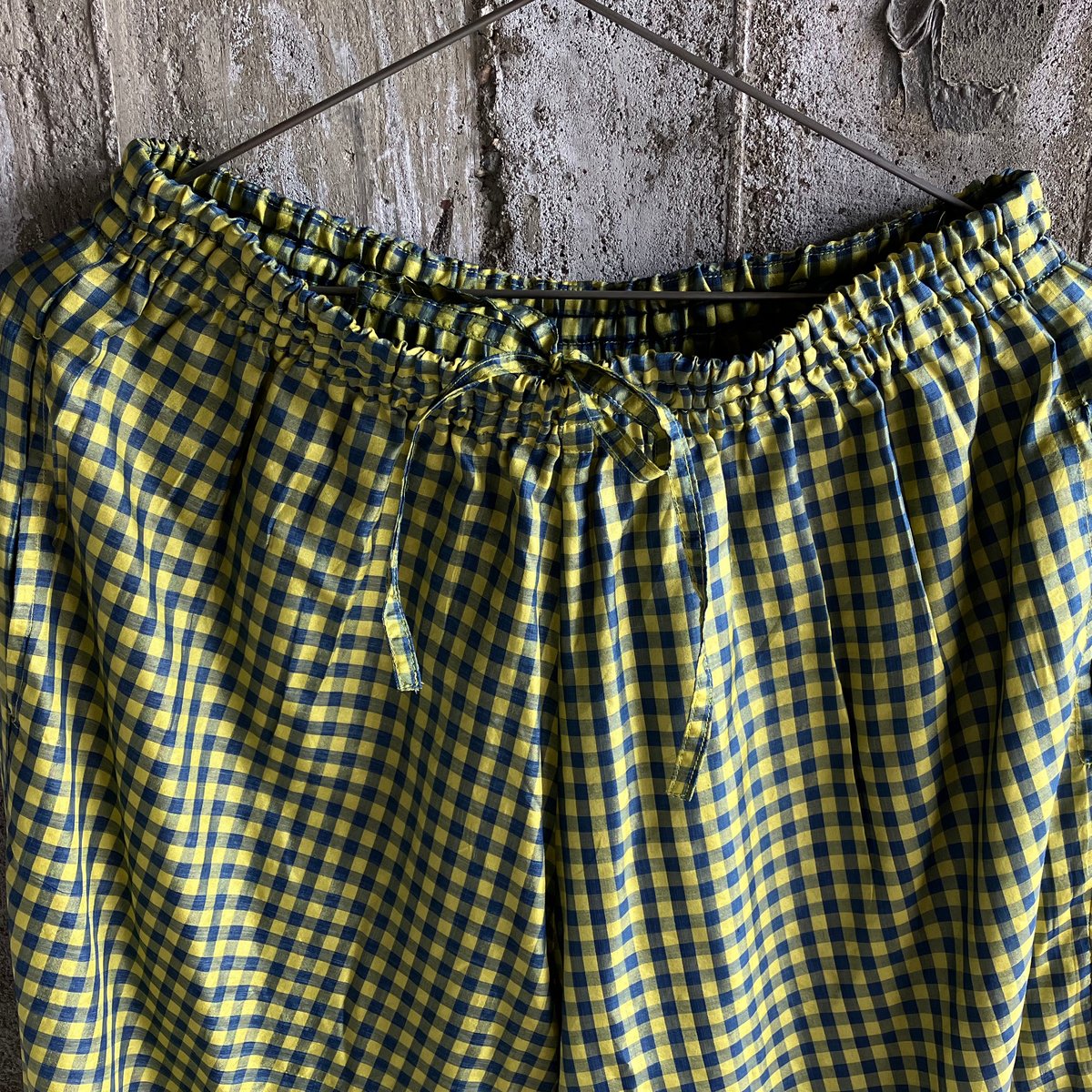 お値下げ！CALICO キャリコ 天然染マルベリシルクブーミーパンツ