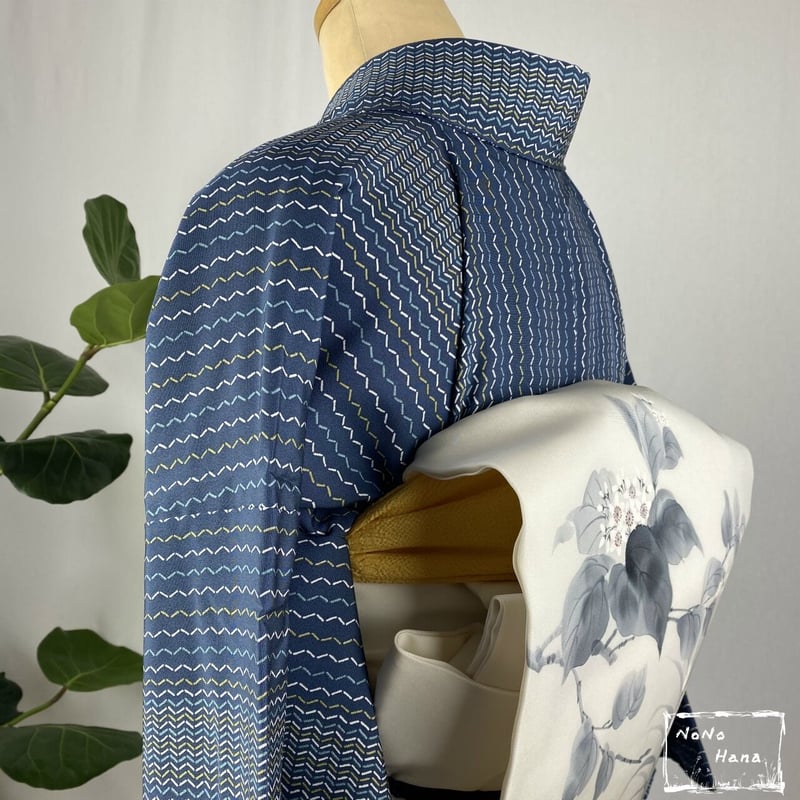 小紋】正絹 袷 折れ縞 鉄紺 | 野の花