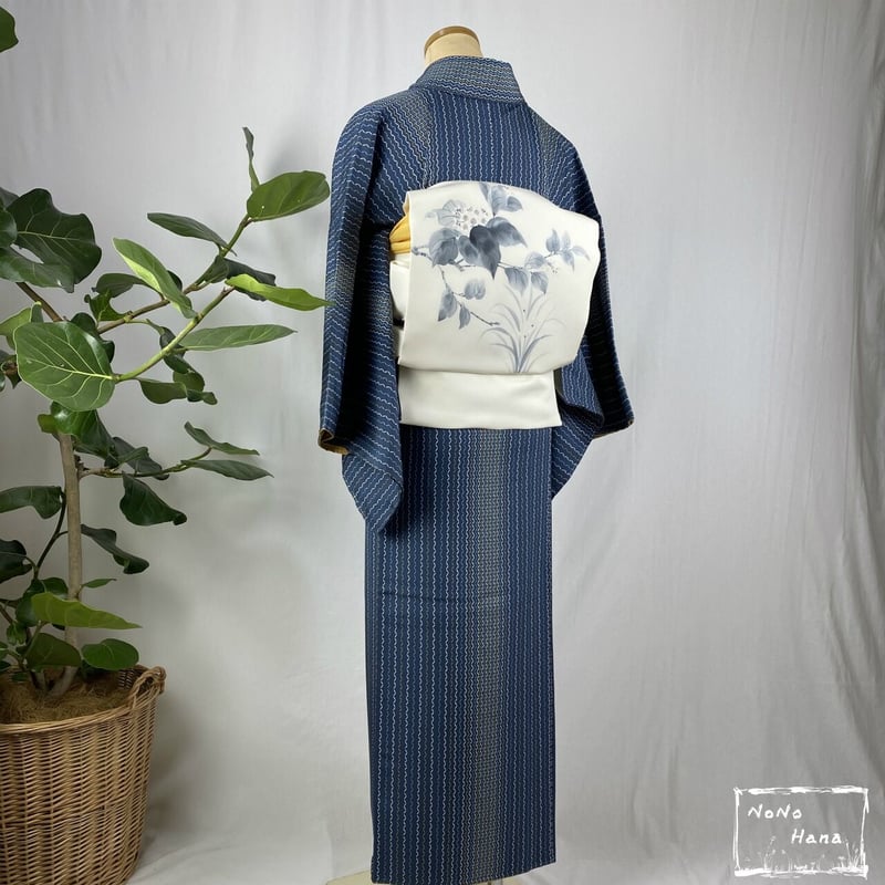 小紋】正絹 袷 折れ縞 鉄紺 | 野の花