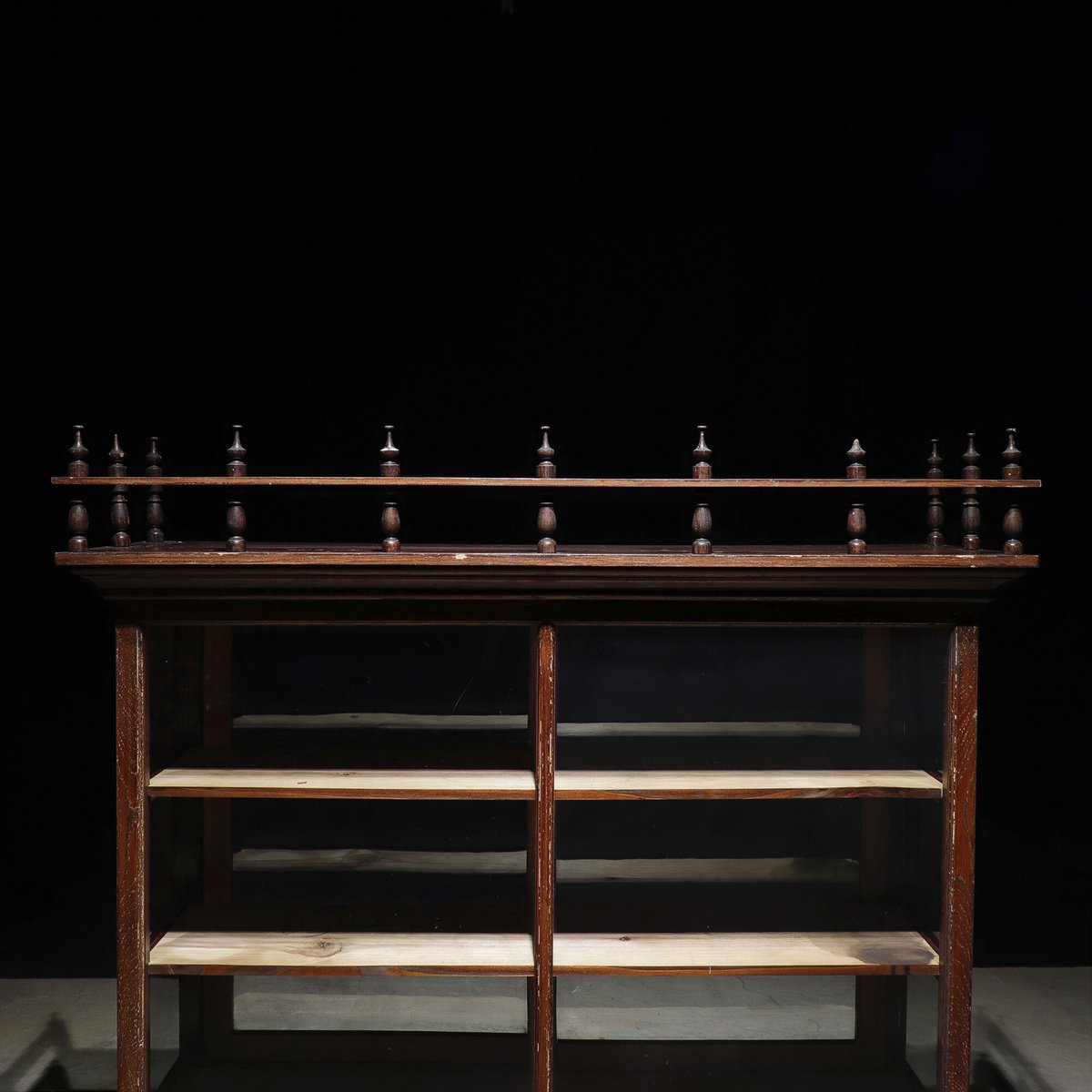 たばこ屋のショーケース | 古物屋 壱両