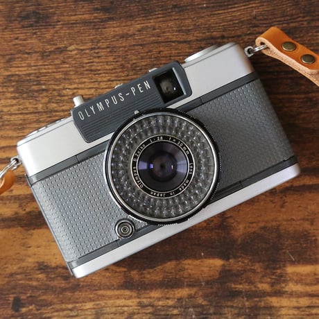 OLYMPUS】 PEN EES-2 フィルムカメラ（分解整備済・オリジナル