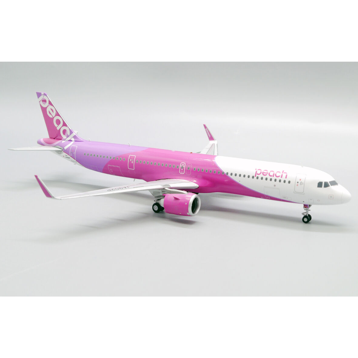 非売品・新商品情報】1/200 A321NEO ピーチPeach Aviation J