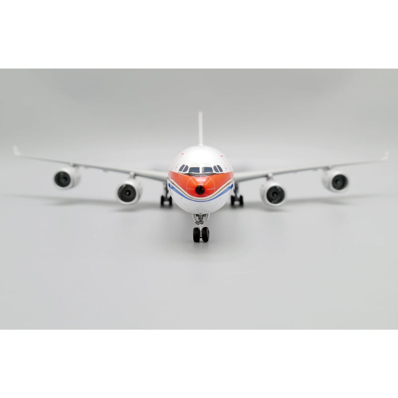 お取り寄せ商品】1/200 A340-600 中国東方航空(旧塗装)