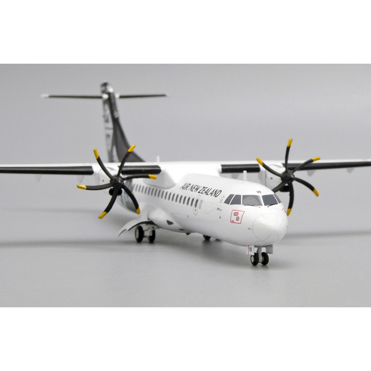 お取り寄せ商品】1/200 ATR 72-600 ニュージーランド航空 ZK-MVX