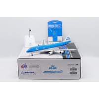 1/400 777-300ER キャセイパシフィック航空 B-KQT