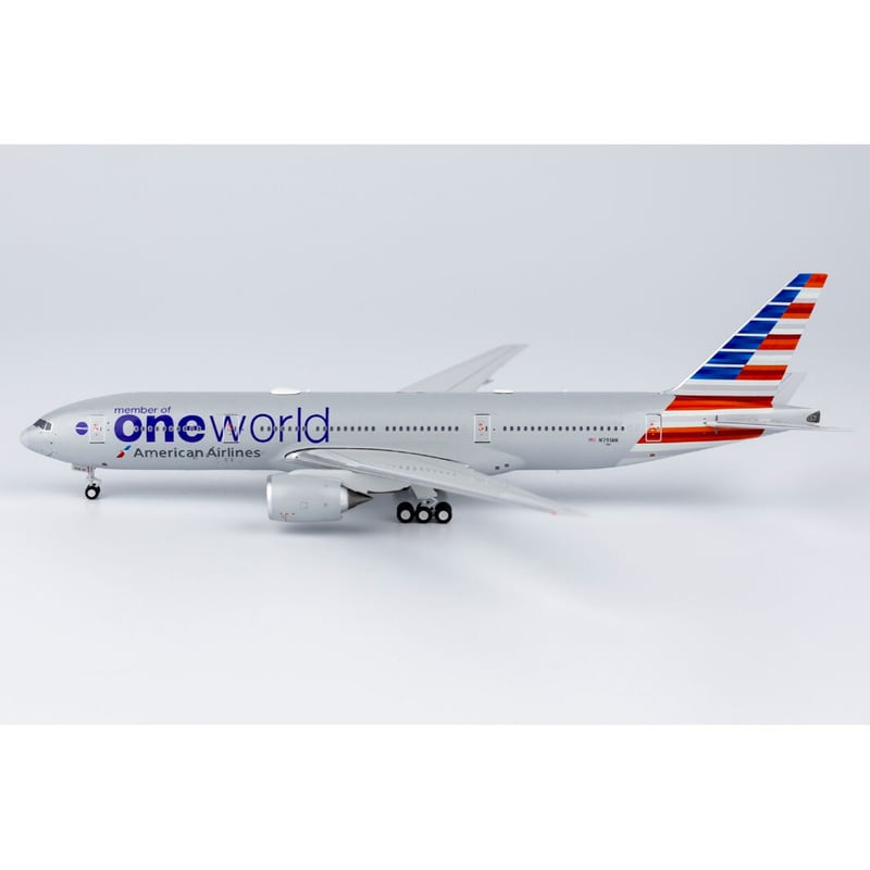 お取り寄せ商品】1/400 777-200ER アメリカン航空「 ワンワールド塗装」