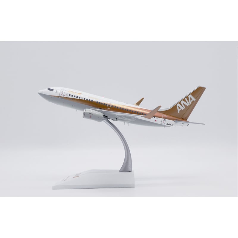 非売品・新商品情報】1/200 737-700 ANA「ゴールドジェット 1号機 特
