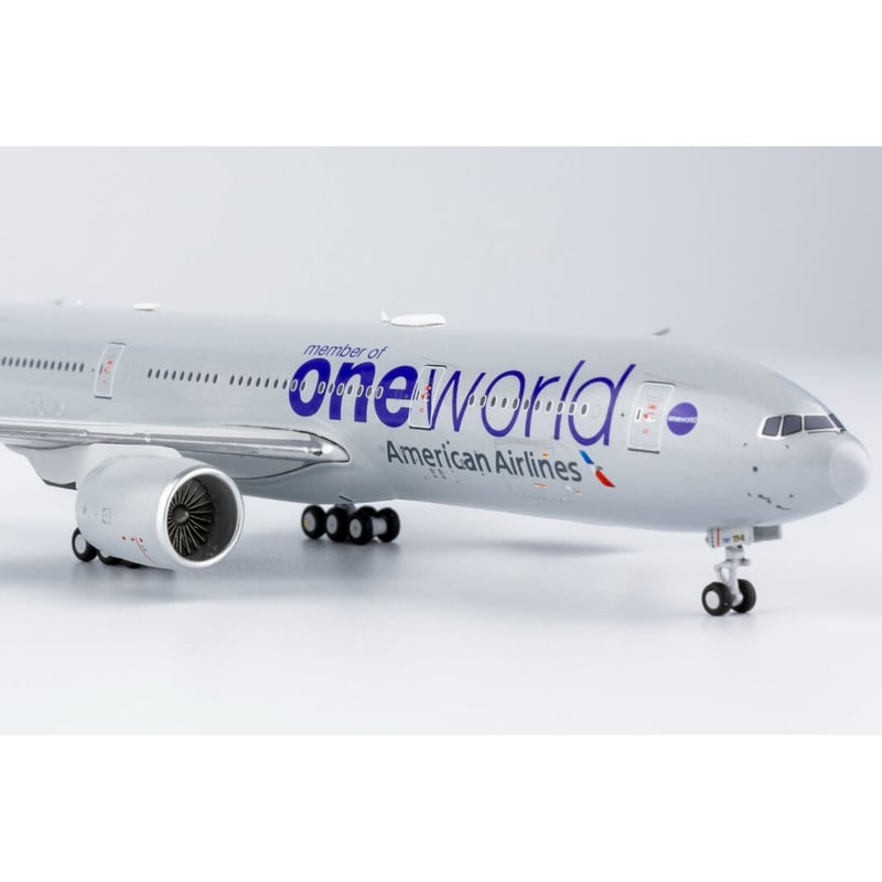 お取り寄せ商品】1/400 777-200ER アメリカン航空「 ワンワールド塗装」