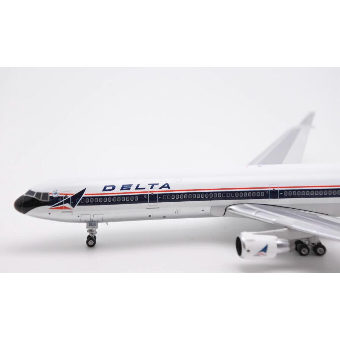 お取り寄せ商品】1/400 MD-11 デルタ航空 N806DE