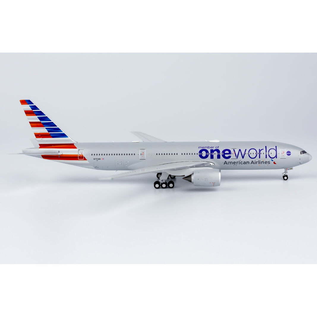 最終値下げ中 アメリカン航空Boeing777-200ER 値下げ中 アメリカン航空